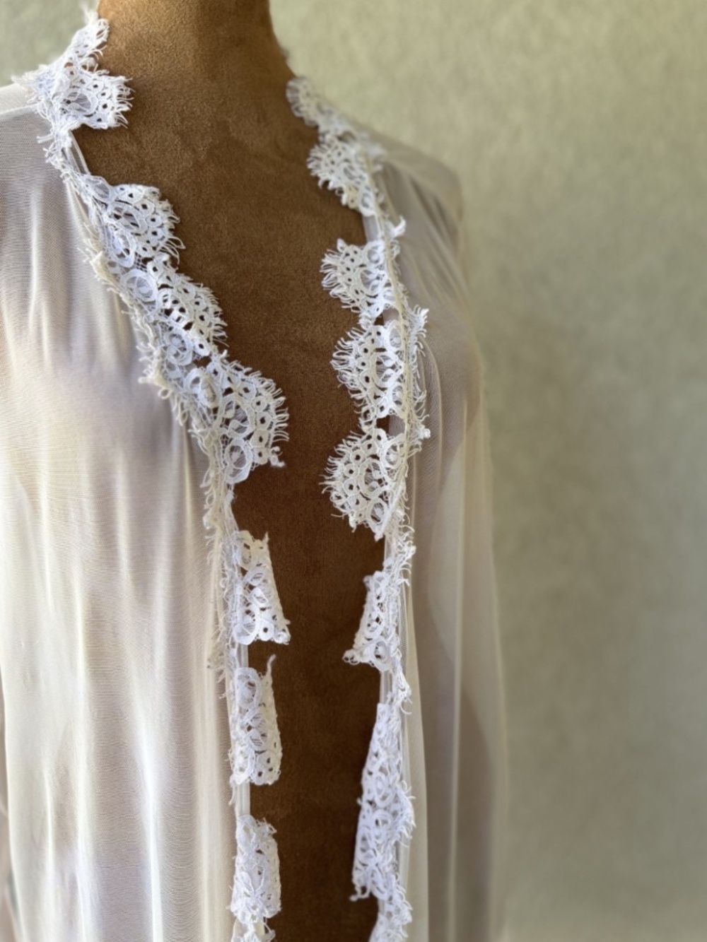 Feminine Boudoir Oh La La Cheri Paris Lace Sheer Robe Nightgown Romantic